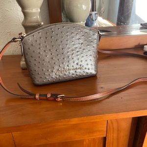 Dooney & Bourke cross body